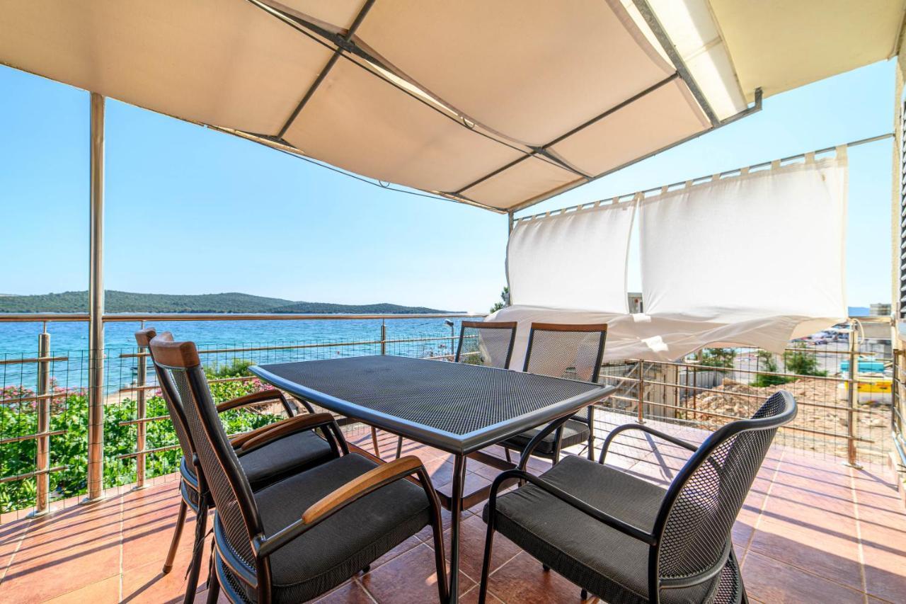 Apartment Seaside Zaboric Dış mekan fotoğraf