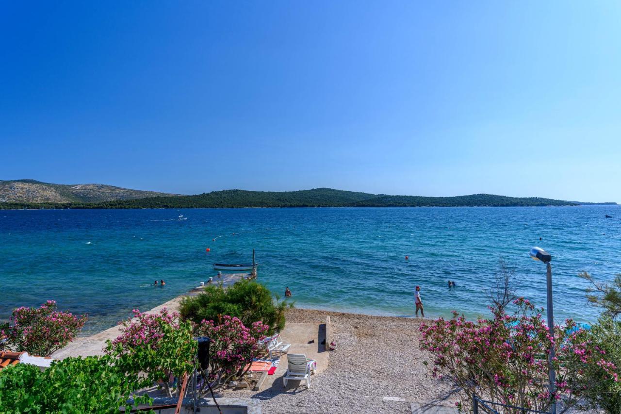 Apartment Seaside Zaboric Dış mekan fotoğraf