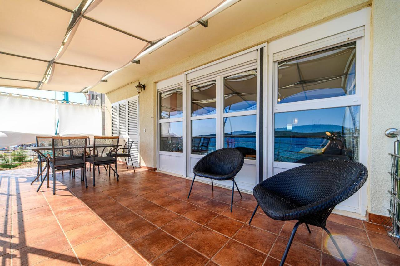 Apartment Seaside Zaboric Dış mekan fotoğraf