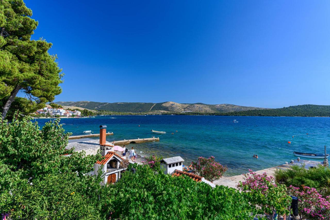 Apartment Seaside Zaboric Dış mekan fotoğraf