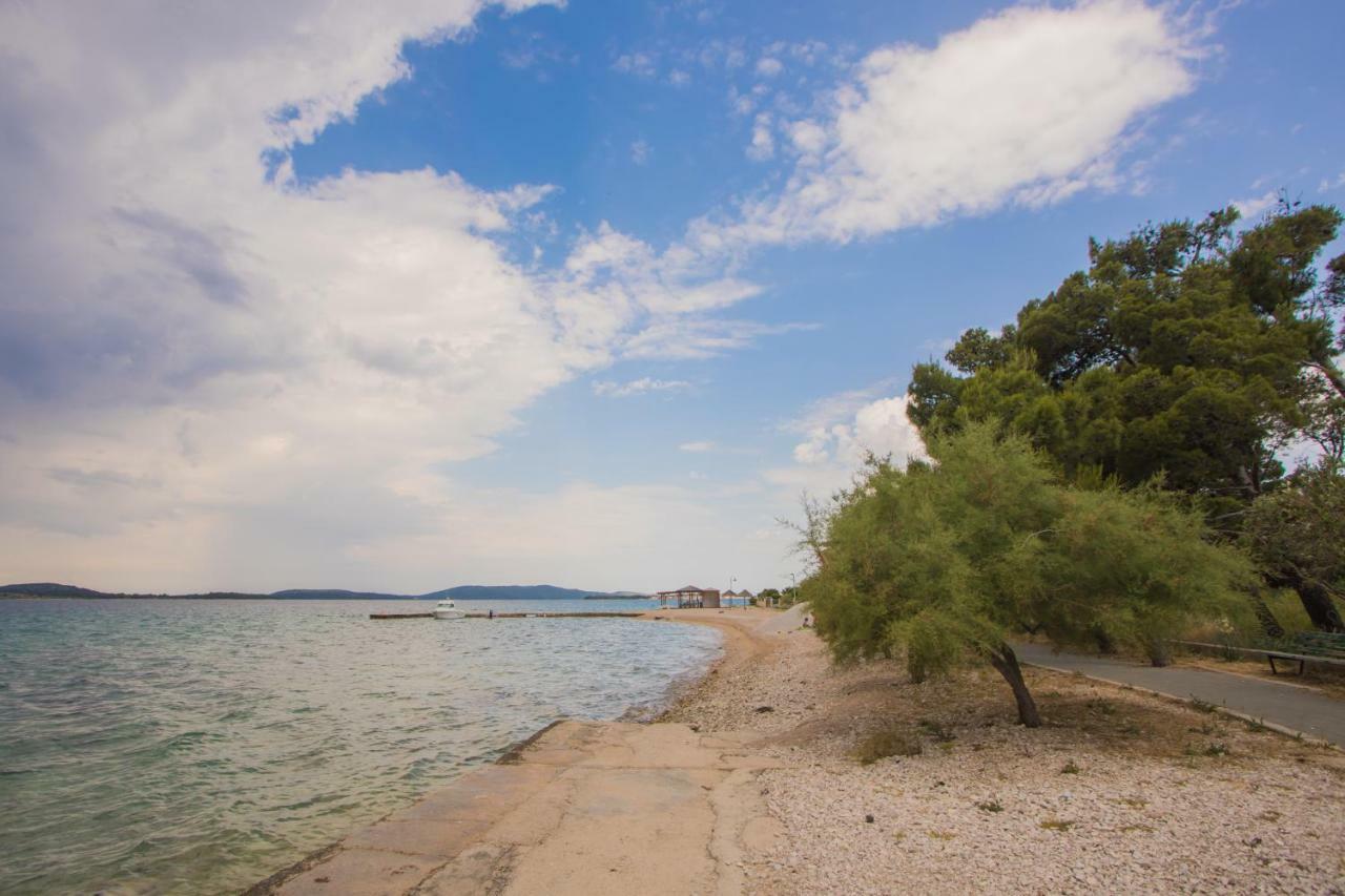 Apartment Seaside Zaboric Dış mekan fotoğraf